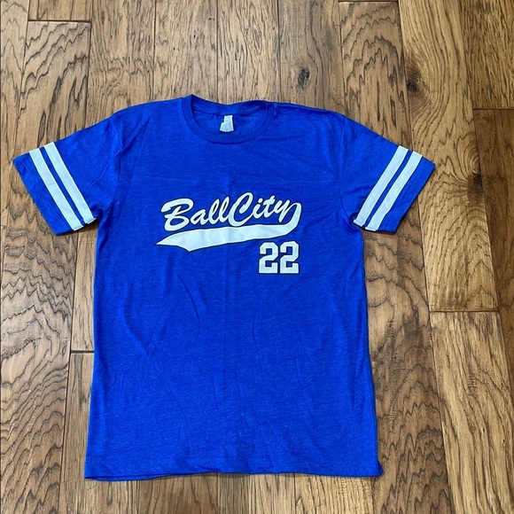 Live and Tell Apparel NWOT Womens “Ball City 22” size M. - Picture 1 of 5